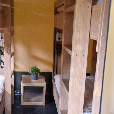 Tente en toile et en bois 6 personnes - Logement familial