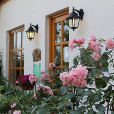 BUNGALOW 3 personnes - Appartement confortable avec four, situé dans la vallée verdoyante de Bruchttal