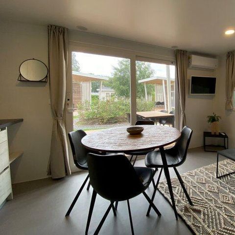 HÉBERGEMENT INSOLITE 4 personnes - Petite maison 2+2 Hottub