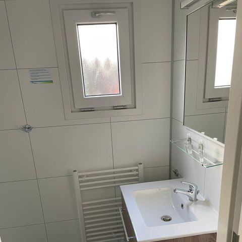 STUDIO 2 personnes - Chambre communicante confort