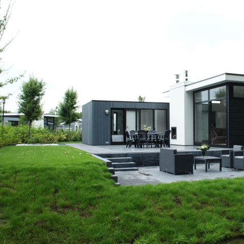 BUNGALOW 4 personnes - L-Cube