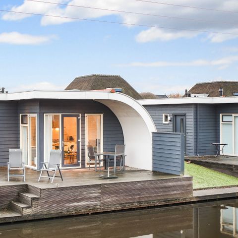 BUNGALOW 2 personnes - 2L