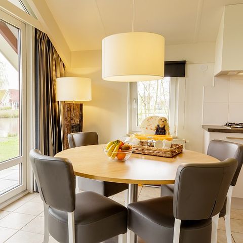 BUNGALOW 2 personnes - VIP SR361