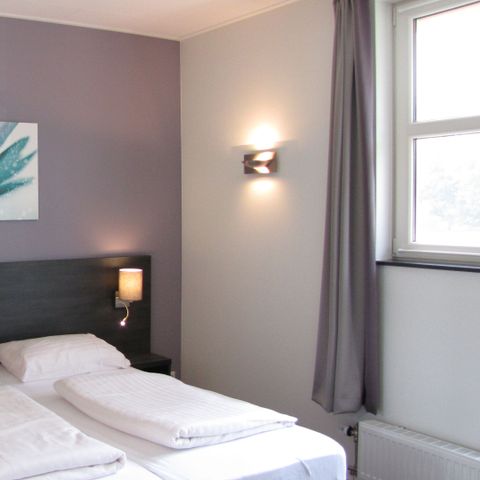 BUNGALOW 4 personnes - Maison de parc