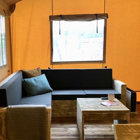 TENTE TOILE ET BOIS 8 personnes