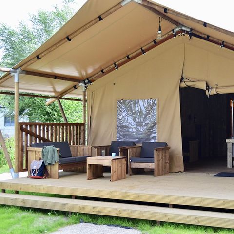 TENTE TOILE ET BOIS 6 personnes