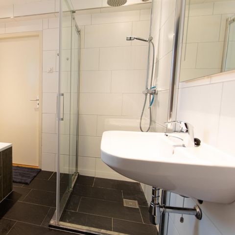 BUNGALOW 6 personnes - Châtaigne avec sauna