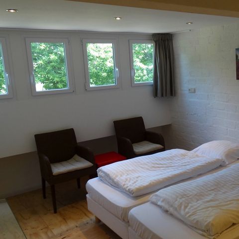 BUNGALOW 8 personnes - Commuté
