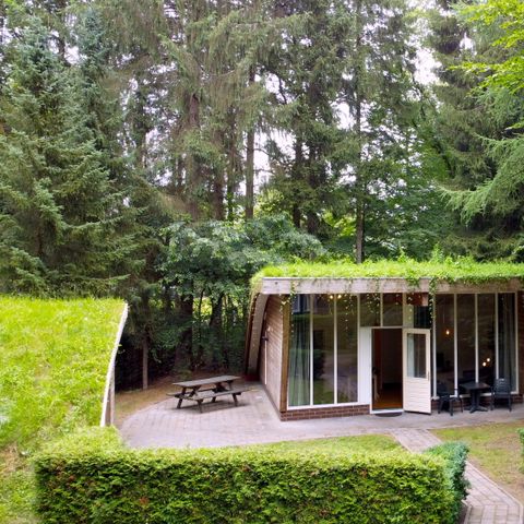 BUNGALOW 4 personnes - Toit en herbe