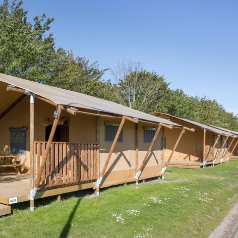 Tente en toile et en bois 4 personnes - 4B