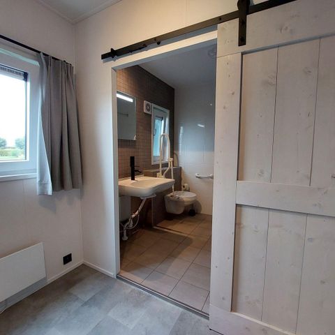 LODGE 4 personnes - Accès - Avec climatisation