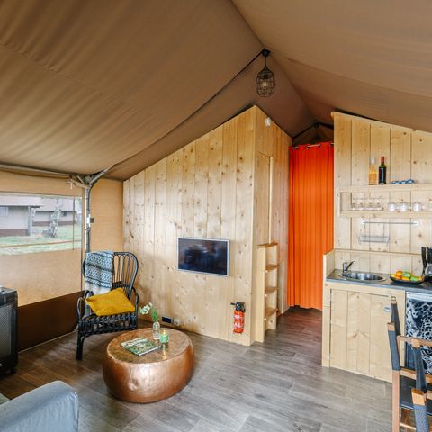 Tente en toile et en bois 6 personnes - Les cinq grands