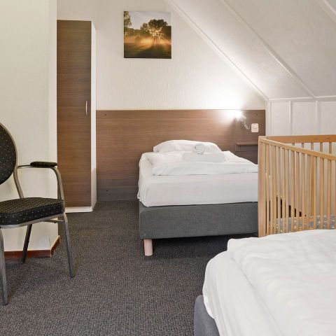 BUNGALOW 6 personnes - 6C4