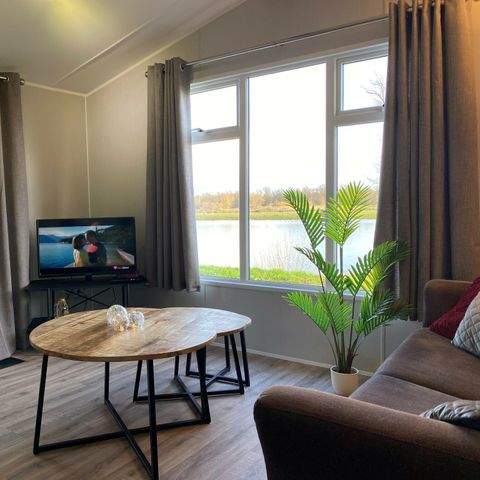 Mobilhome 4 personnes - Type A au bord de l'eau