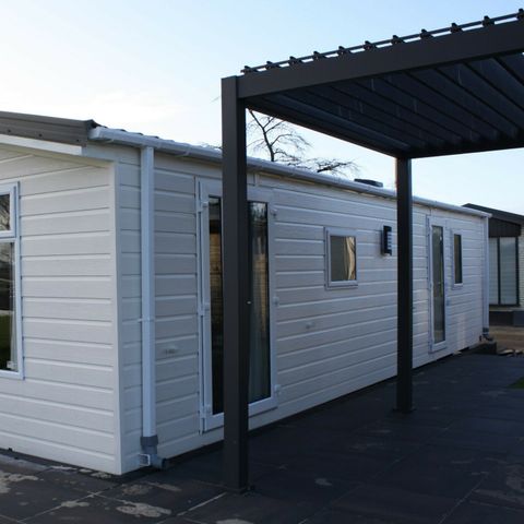 MOBILHOME 4 personnes - Type A au bord de l'eau