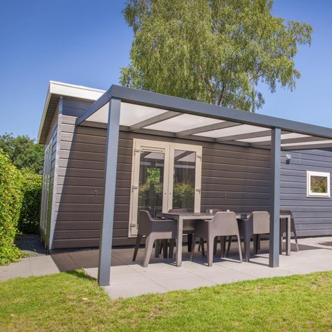 Lodge 6 personnes - XL avec bain à remous