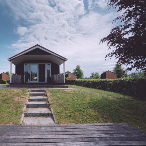 LODGE 16 personnes - Hébergement de groupes pavillon de groupe + 4 pavillons de quatre personnes (16 personnes)