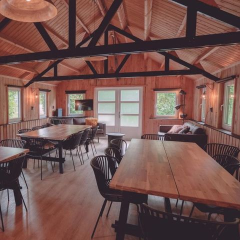 Hébergement pour groupe 18 personnes - Hébergement de groupes Grand chalet en bois rond + 3 chalets de pêcheurs (18 personnes)