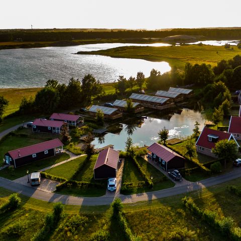 MAISON 24 personnes - Hébergement de groupes Strandhuis + 4 maisons de vacances (24 personnes)