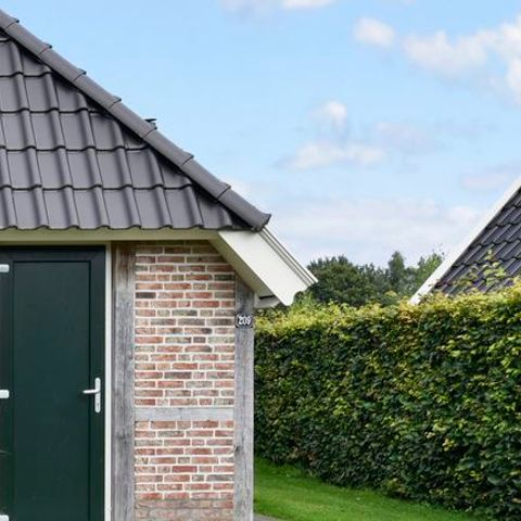 BUNGALOW 4 personnes - 4B