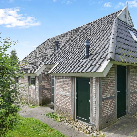 BUNGALOW 8 personnes - 8C