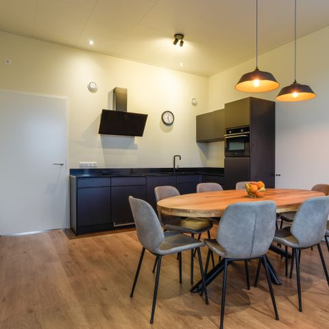 BUNGALOW 8 personnes - 8C1