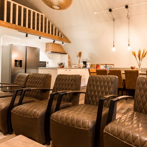 MAISON 18 personnes - Chouette hulotte