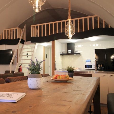 MAISON 16 personnes - Cour de Reed