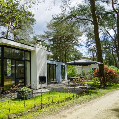 BUNGALOW 4 personnes - Cube Exclusif