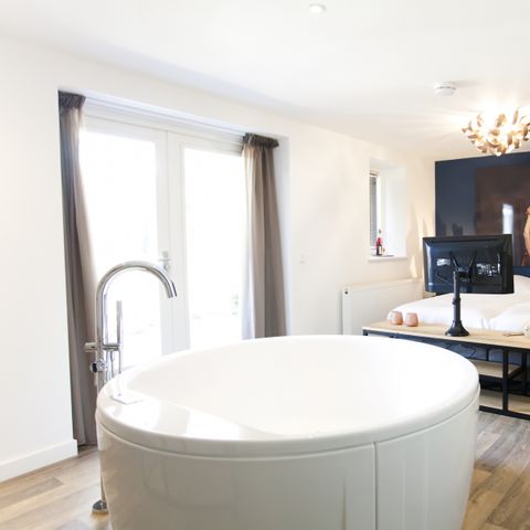 CHAMBRE 2 personnes - Chambre d'hôtel Comfort Room Deluxe