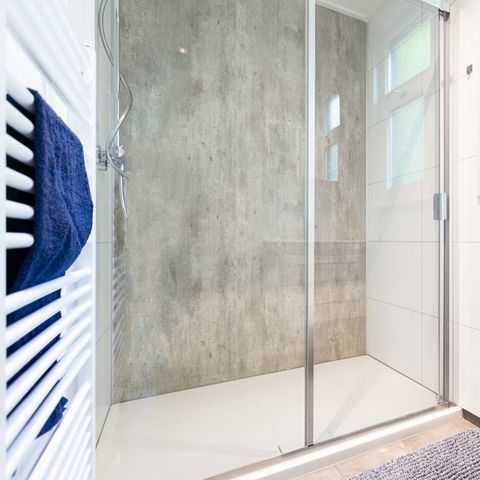 BUNGALOW 4 personnes - Module spécial bien-être (bain à remous)