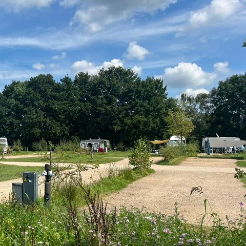 Emplacement - Champ de tracteurs