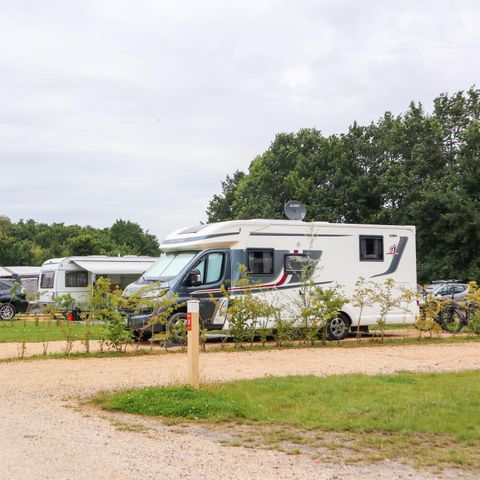 Emplacement - Champ de tracteurs