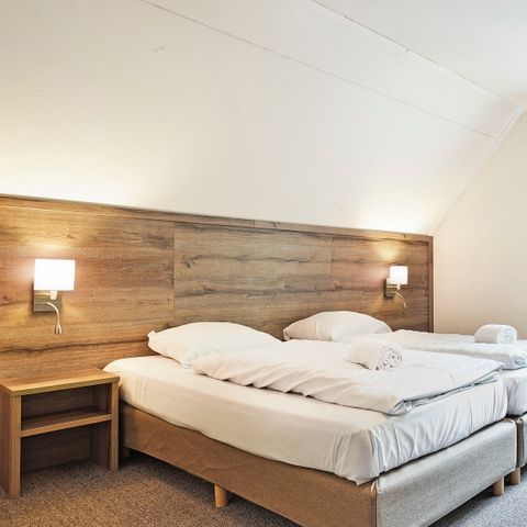 BUNGALOW 8 personnes - 8L