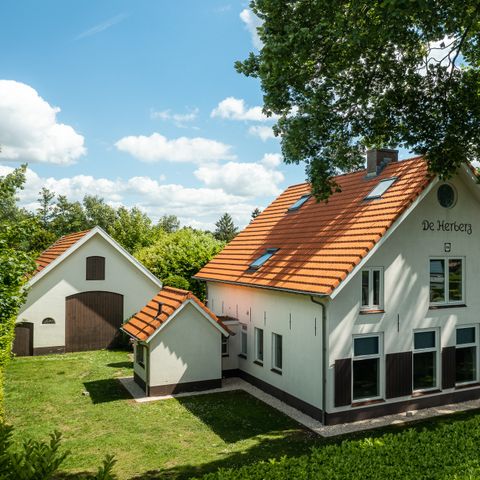 Hébergement pour groupe 20 personnes - L'auberge - Cinéma privé et sauna
