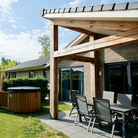 VILLA 4 personnes - Jacuzzi Birdfield