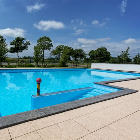 BUNGALOW 6 personnes - Terrain d'eau avec sauna