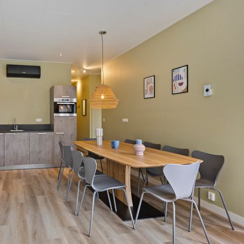 LODGE 10 personnes - avec piscine privée et maison d'hôtes