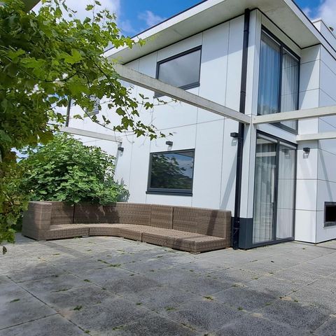 MAISON 8 personnes - Cube Magnifique Sauna 8