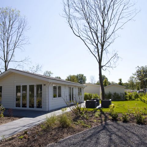 BUNGALOW 4 personnes - Carre