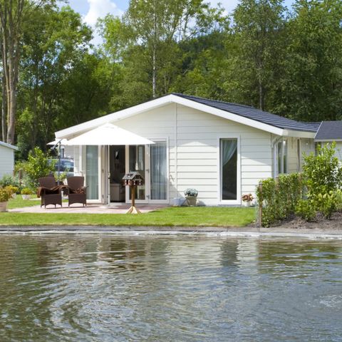 BUNGALOW 4 personnes - Carre