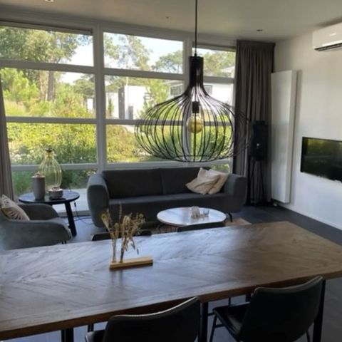 BUNGALOW 4 personnes - Cube Maximum