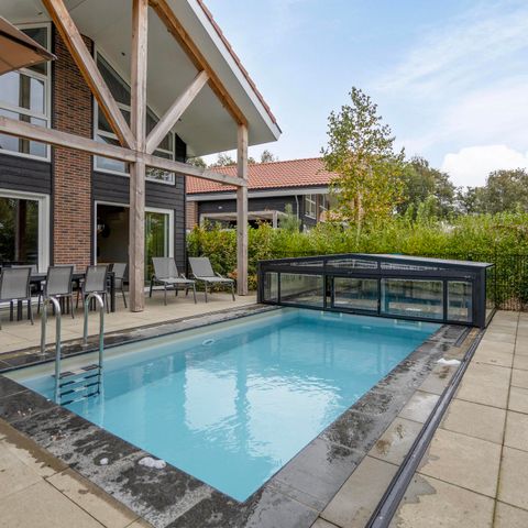 VILLA 10 personnes - Villa 10 personnes (intérieure) piscine et Wellness (Spa)