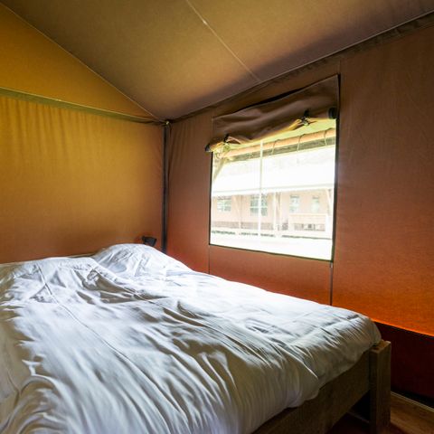 Tente en toile et en bois 6 personnes - Ferme