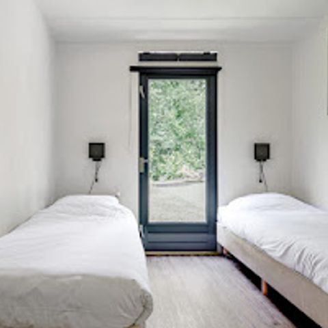 BUNGALOW 8 personnes - le papillon païen