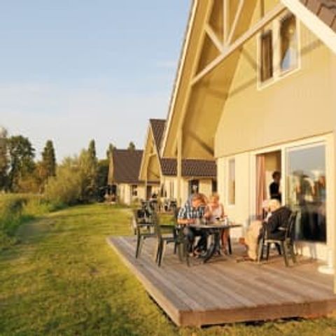 MAISON 8 personnes - les Ynling