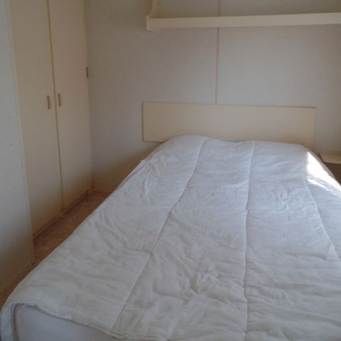 Mobilhome 4 personnes - (max. 2 adultes) RV850