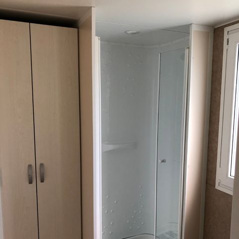 BUNGALOW 5 personnes - (max. 4 adultes) SR760