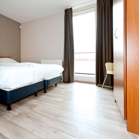 MAISON 6 personnes - Port plat 4+2