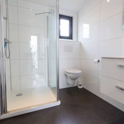 BUNGALOW 4 personnes - Forest Lodge 55 avec bain à remous